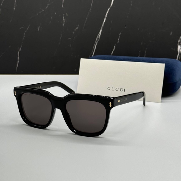 NEW GG1523S 001 GUCCI BLACK GREY SQUARE UNISEX GUCCI SUNGLASSES - Picture 1 of 11